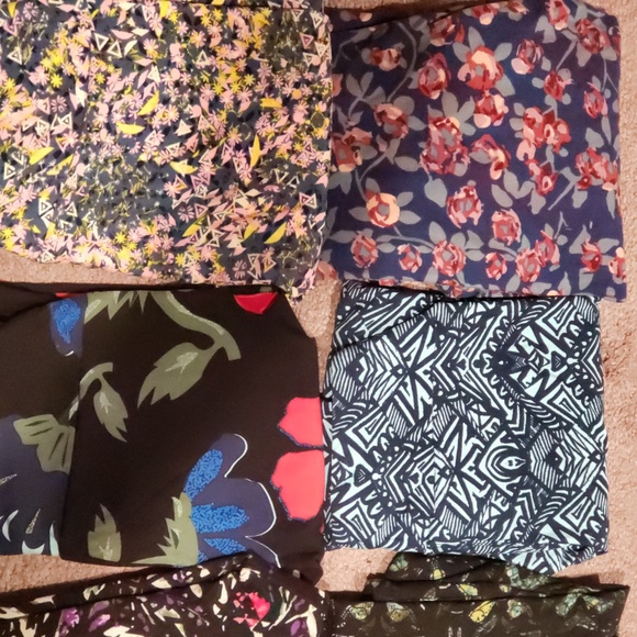 Lularoe OS Leggings - Picture 2 of 2